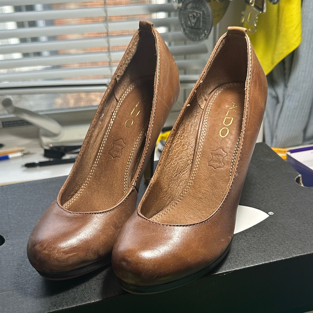 Aldo Women's Classic Brown Heels